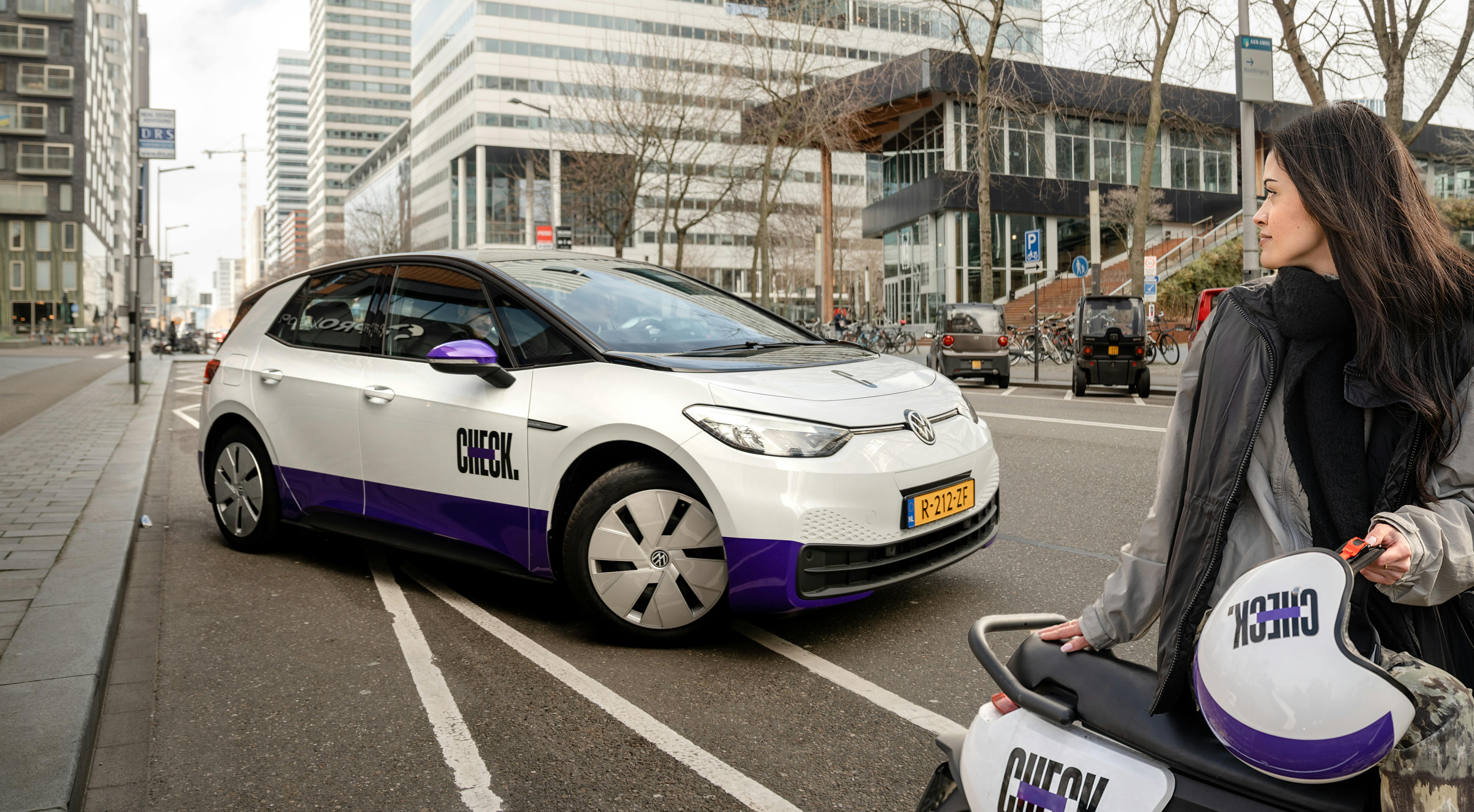 Check e-mopeds on Amsterdam streets — NL shared mobility market leader